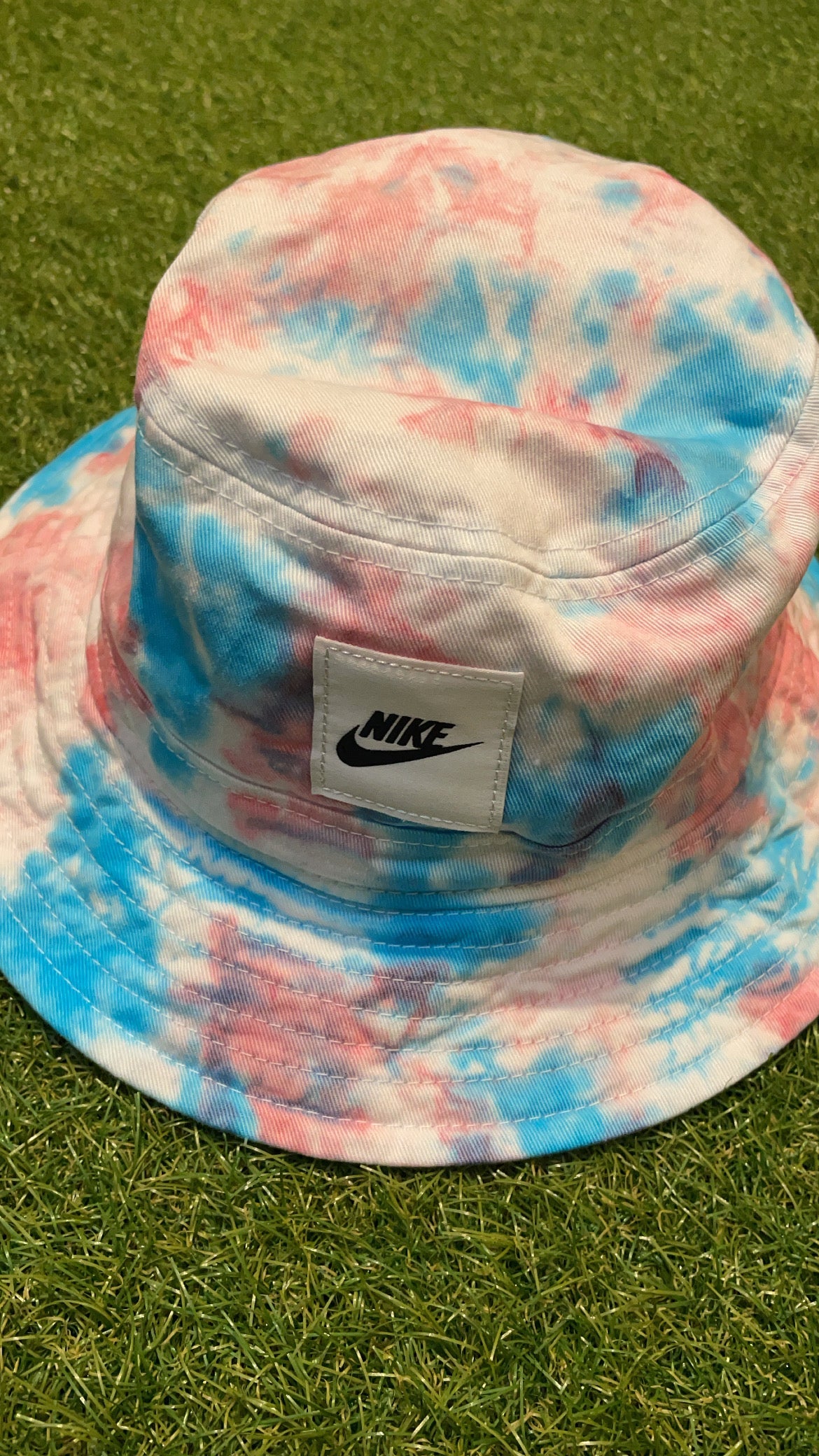 Matching Colour NIKE Bucket Hat - SAVE 20%
