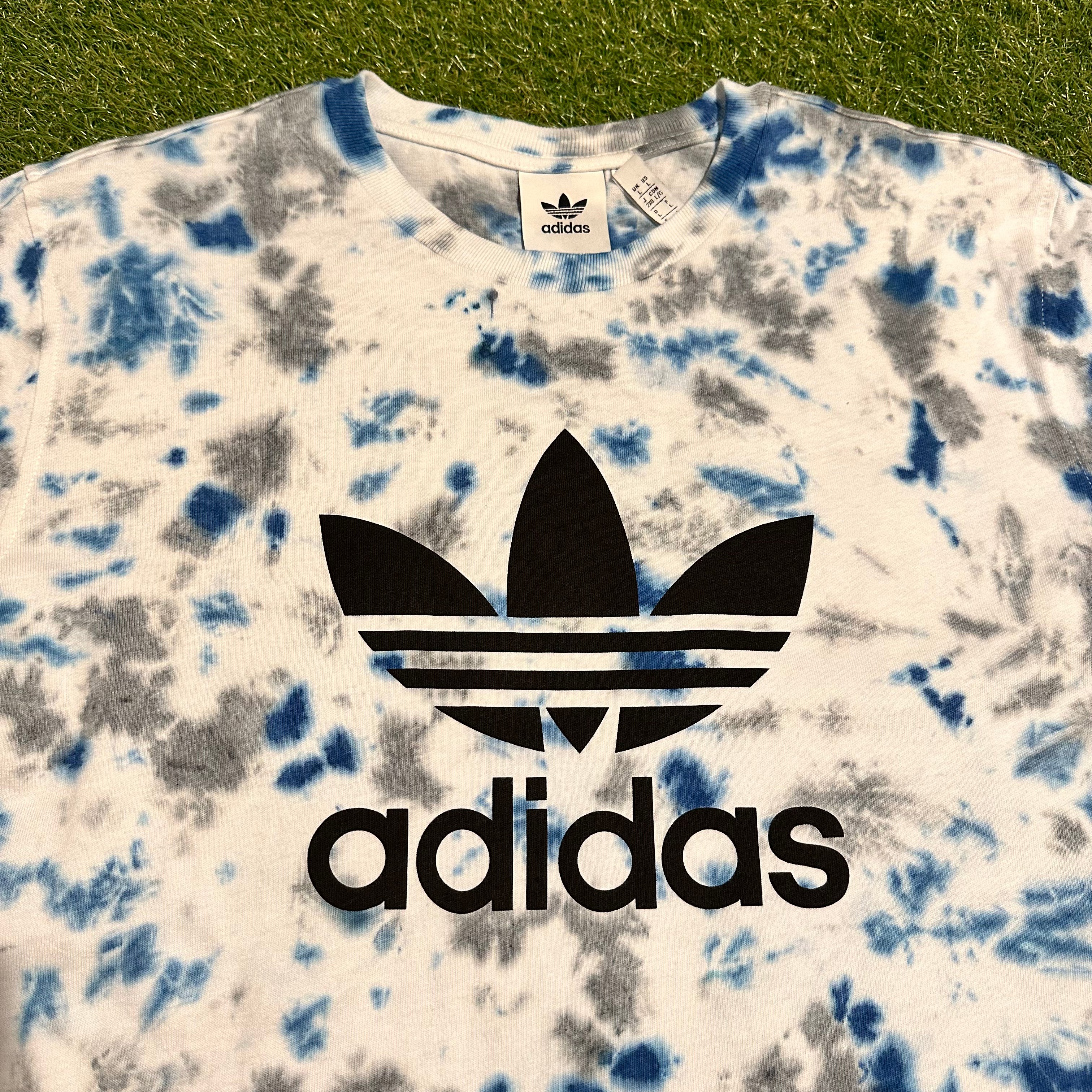 ‘One Off' *LARGE* Adidas ‘Oxford Grey Trefoil T-Shirt