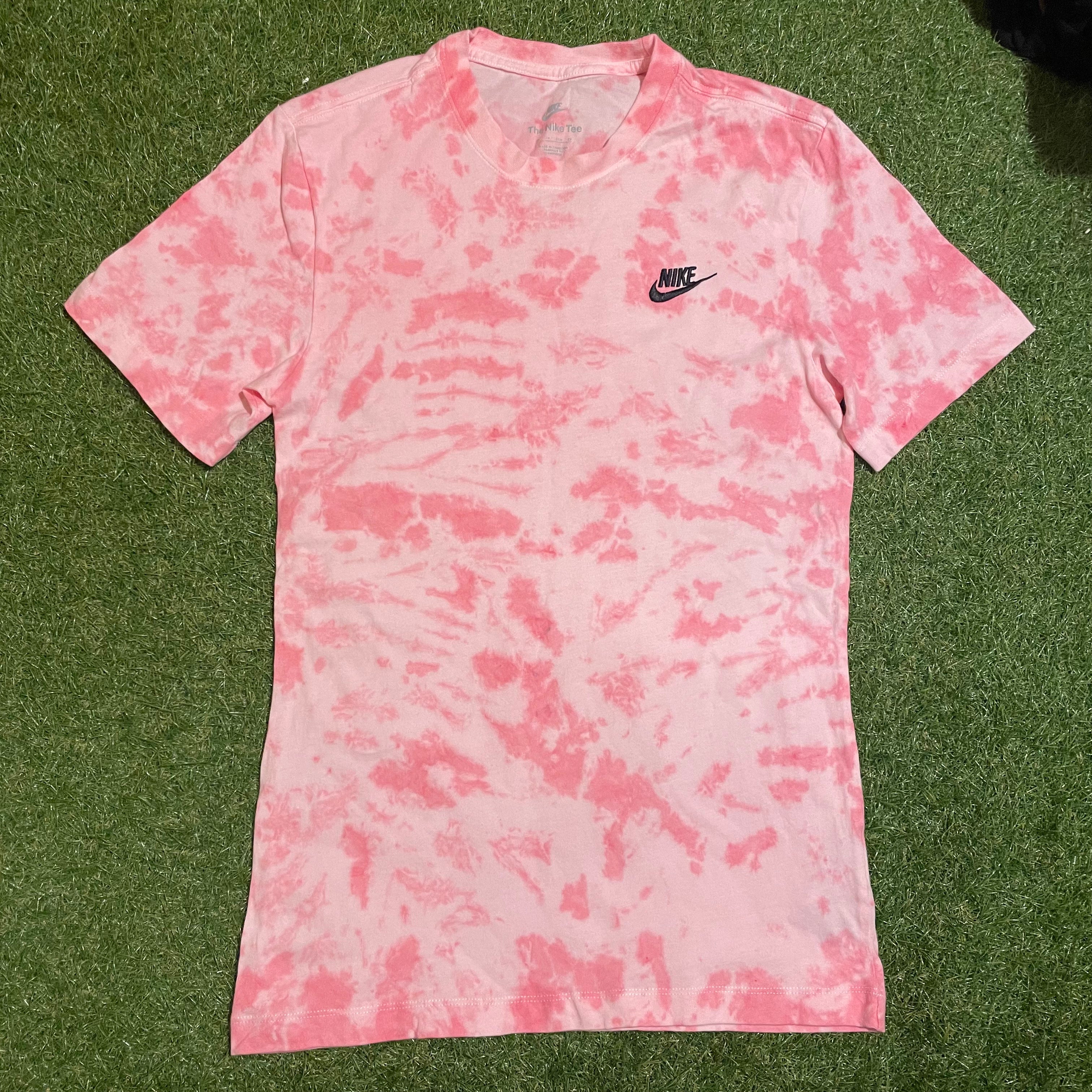 Blush pink hotsell nike shirt