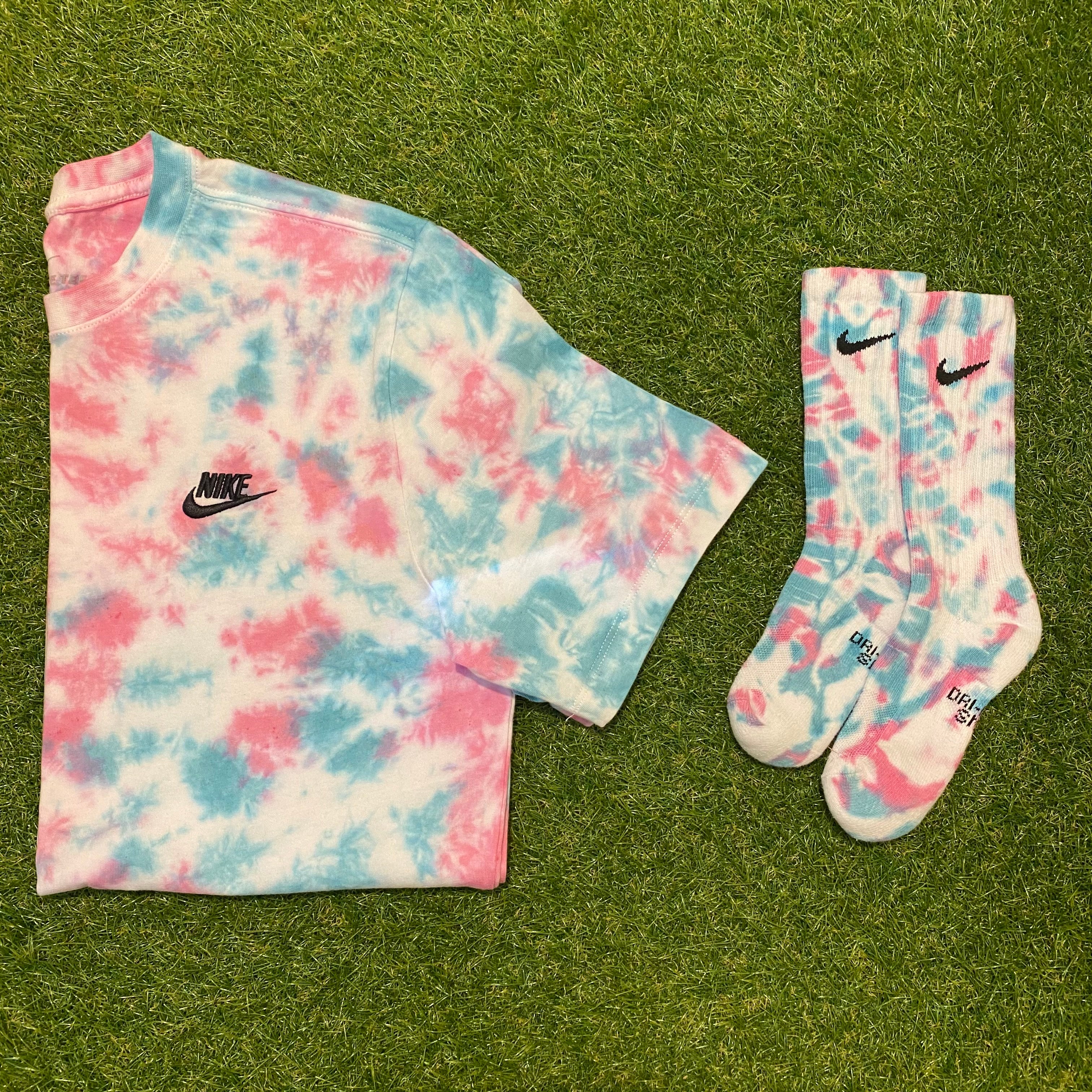 ‘Teal Pink’ T-Shirt & Sock Bundle