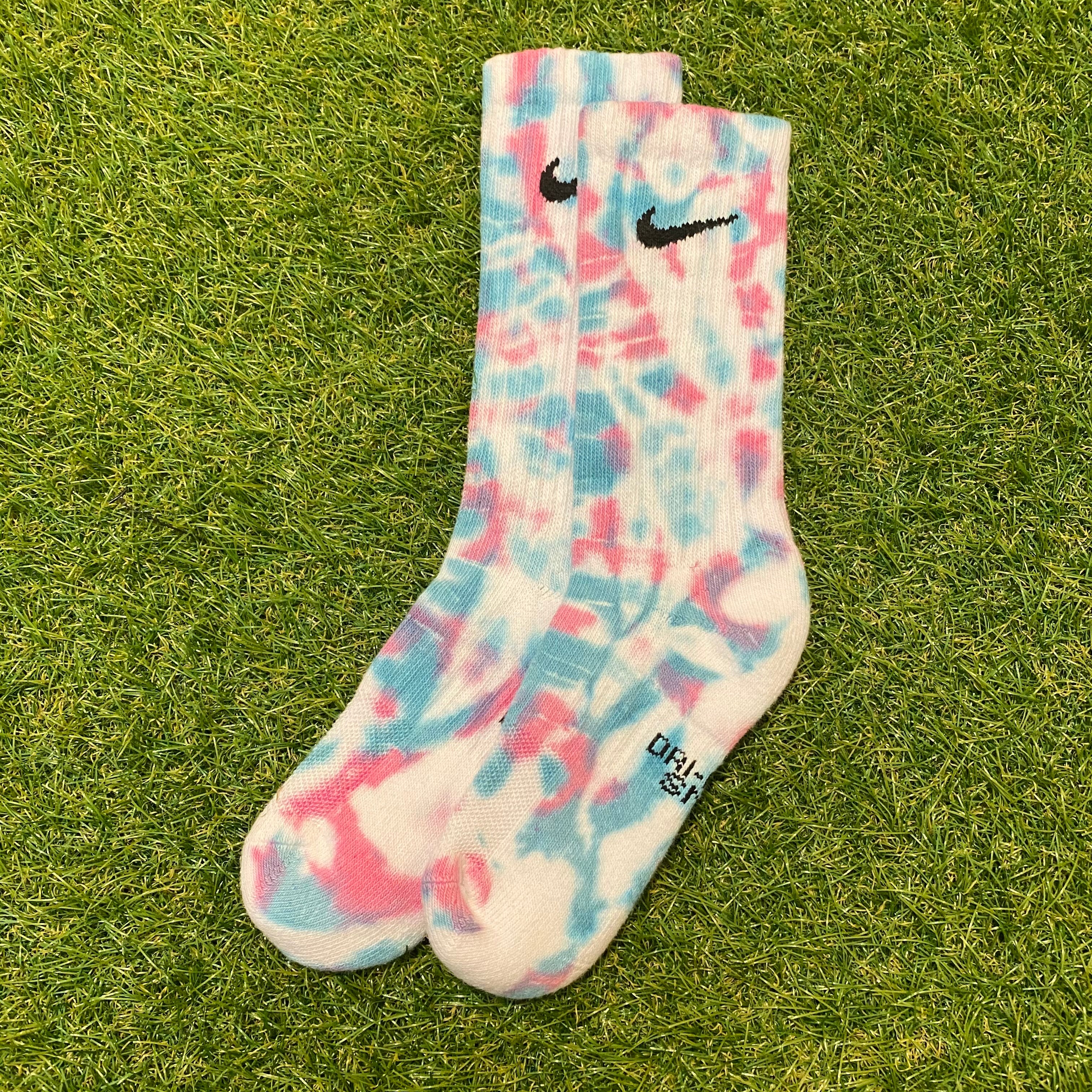 ‘Teal Pink’ T-Shirt & Sock Bundle