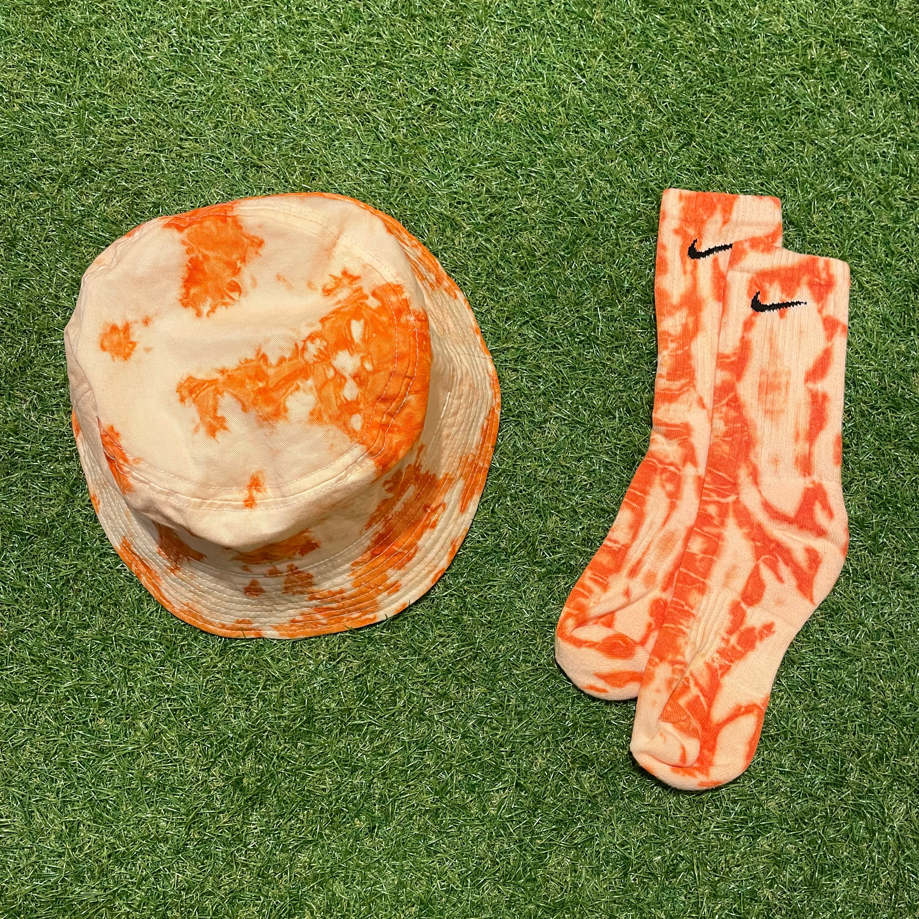 ‘Marbled Orange’ Bucket Hat & Nike Socks