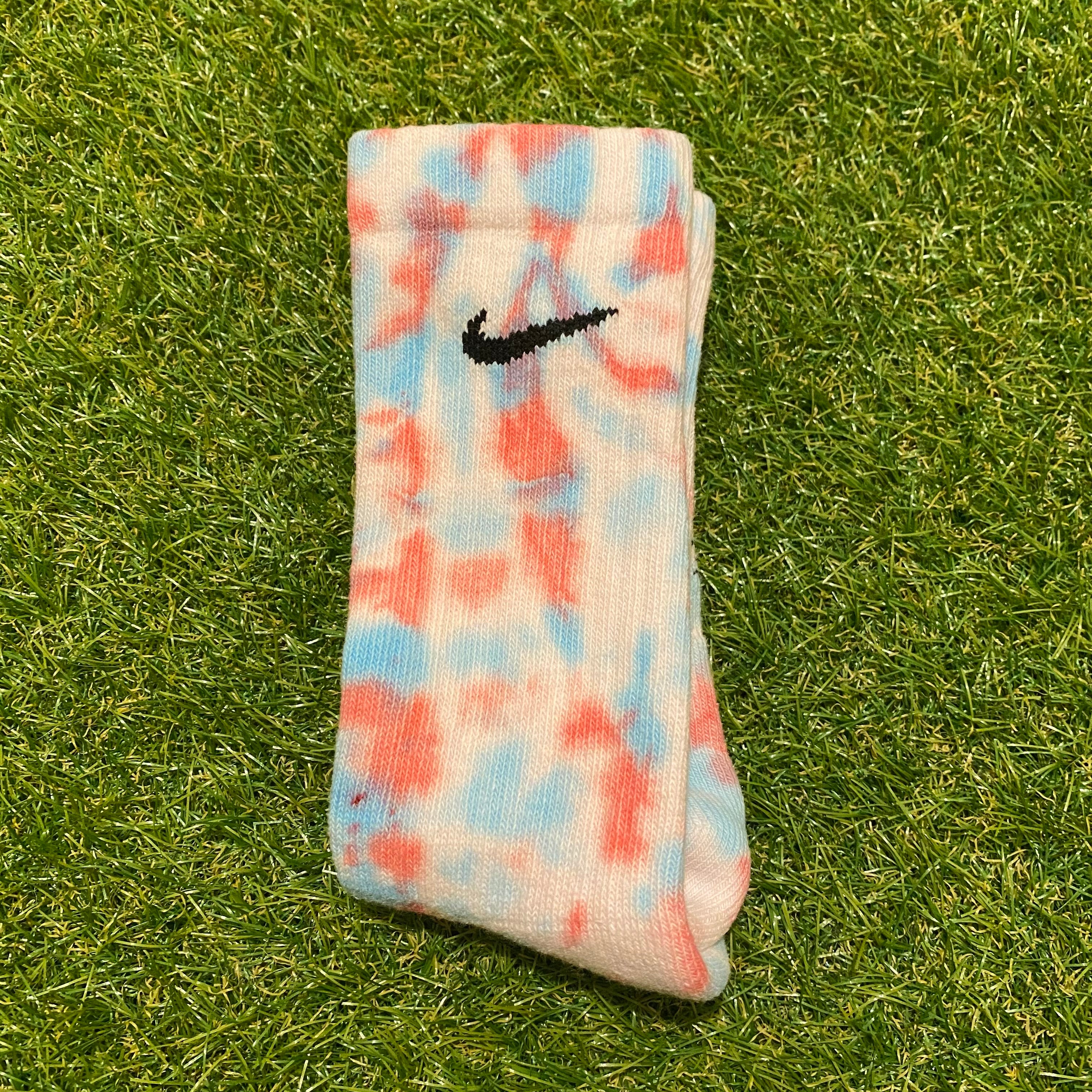 Nike ‘Bubblegum’ Crew Socks